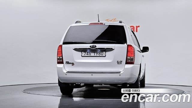Kia Carnival R топовая версия, 2013 4