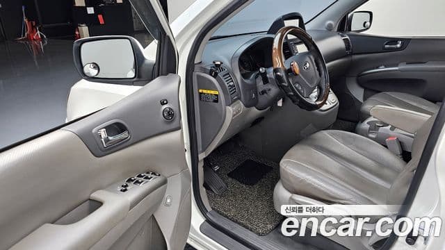 Kia Carnival R топовая версия, 2013 11