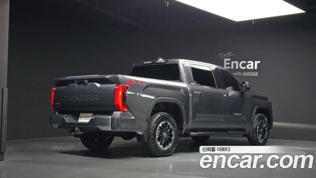 Toyota 툰드라, 2022 2