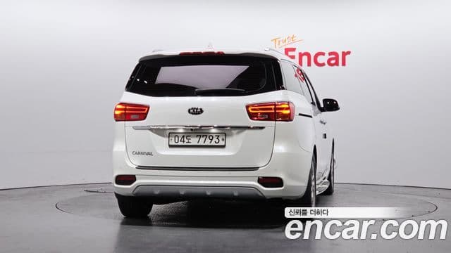 Kia The / новый New Carnival Special, 2019 4