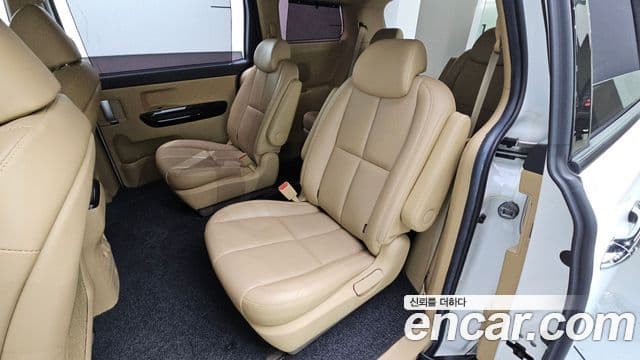 Kia The / новый New Carnival Special, 2019 12