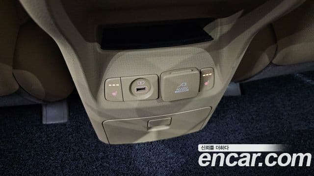 Kia The / новый New Carnival Special, 2019 19