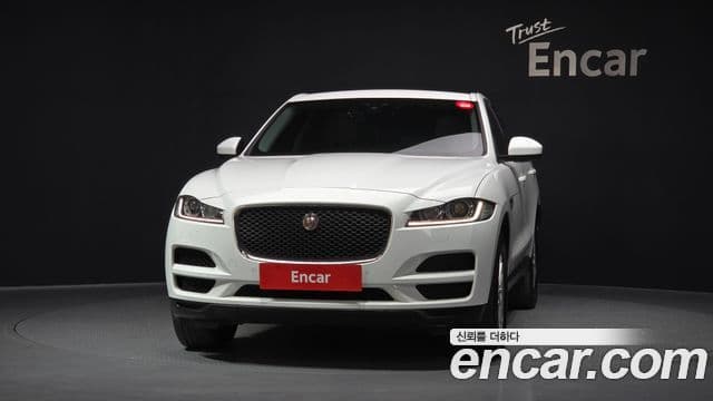 Jaguar F-PACE Prestige, 2017 3
