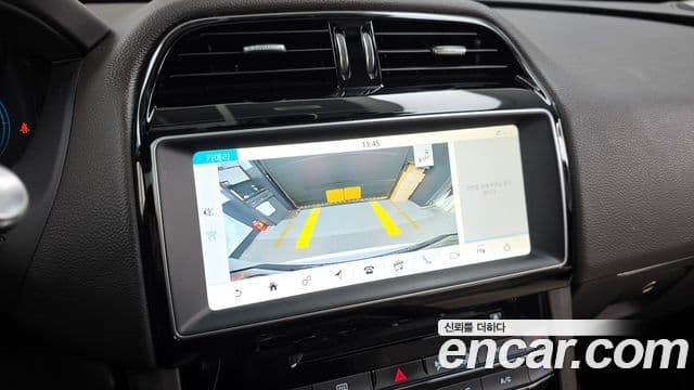 Jaguar F-PACE Prestige, 2017 15