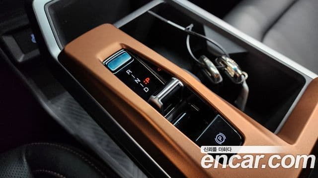 KG모빌리티(SsangYong) Torres TV5, 2025 9