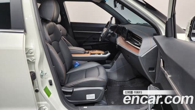 KG모빌리티(SsangYong) Torres TV5, 2025 11