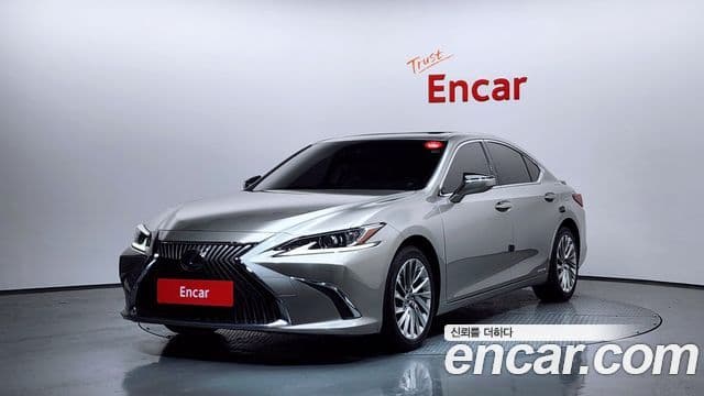 Lexus ES300h 7세대 Luxury Plus, 2021 1