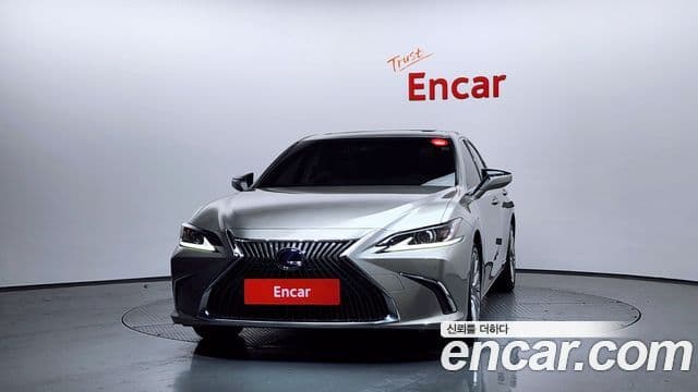 Lexus ES300h 7세대 Luxury Plus, 2021 3