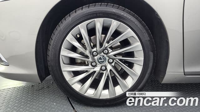 Lexus ES300h 7세대 Luxury Plus, 2021 все фото