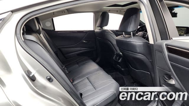 Lexus ES300h 7세대 Luxury Plus, 2021 12