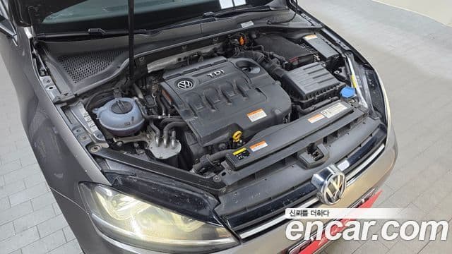 Volkswagen Гольф 7세대, 2014 6