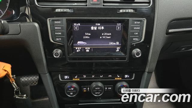 Volkswagen Гольф 7세대, 2014 14