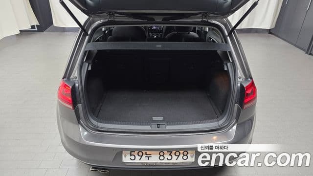 Volkswagen Гольф 7세대, 2014 20