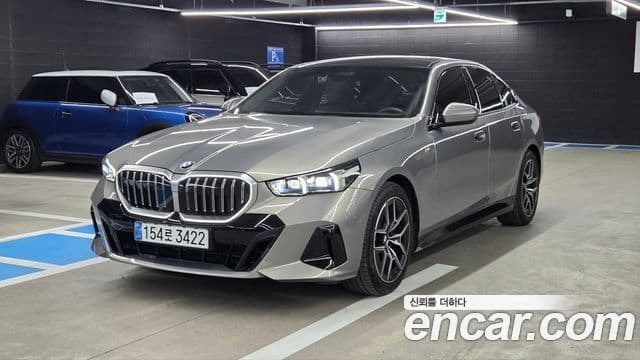 BMW 5시리즈 (G60) 523d M Sport, 2025 1