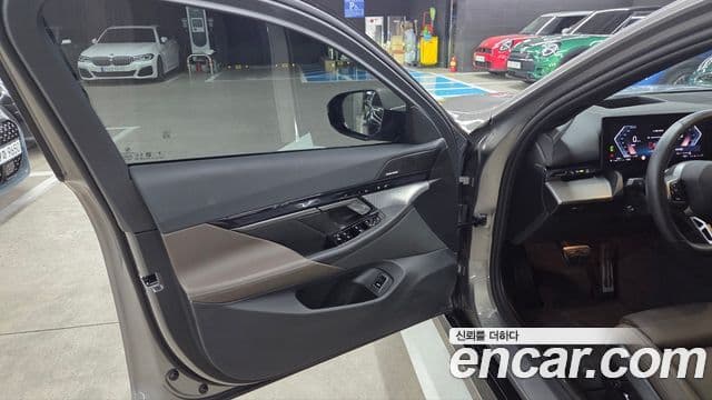 BMW 5시리즈 (G60) 523d M Sport, 2025 17