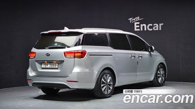 Kia All New Carnival Prestige, 2015 2