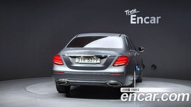 Mercedes-Benz E-класс W213 Avantgarde, 2018 4