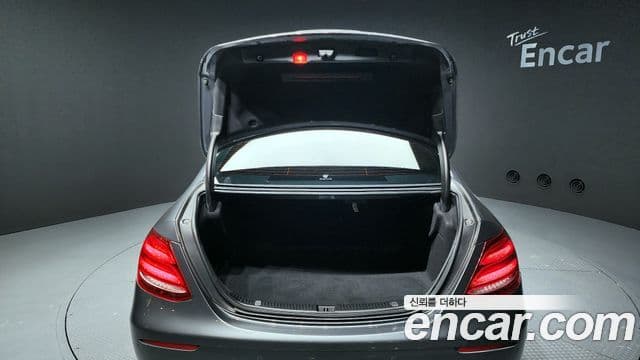 Mercedes-Benz E-класс W213 Avantgarde, 2018 20