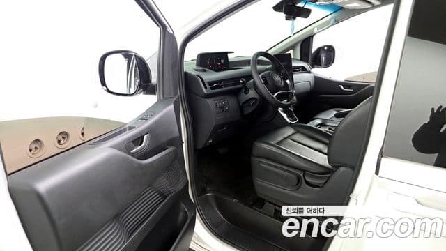 Hyundai Staria Modern, 2022 10