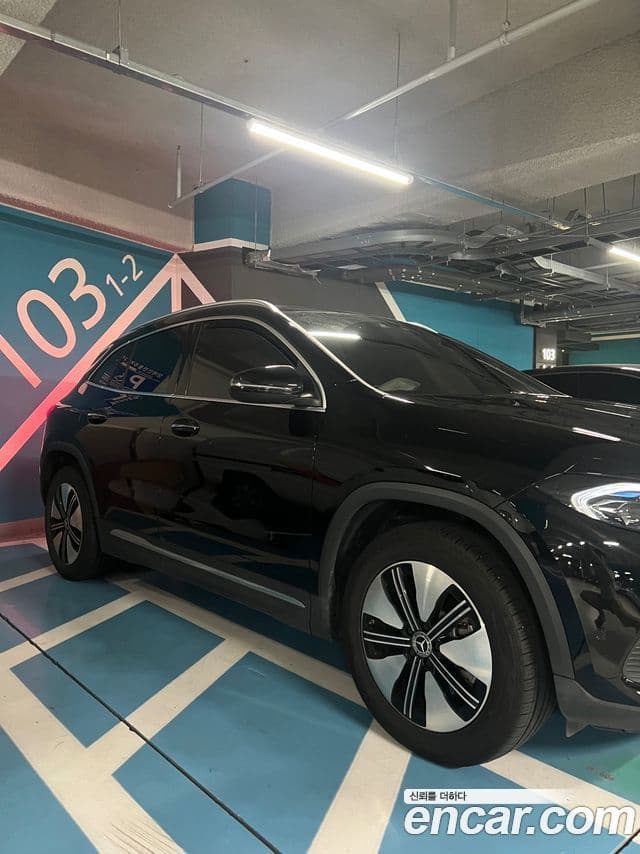 Mercedes-Benz EQA H243, 2024 4