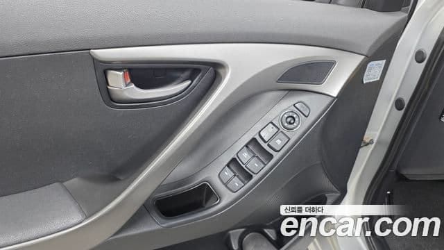 Hyundai Avante MD Luxury, 2011 18