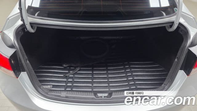 Hyundai Avante MD Luxury, 2011 20