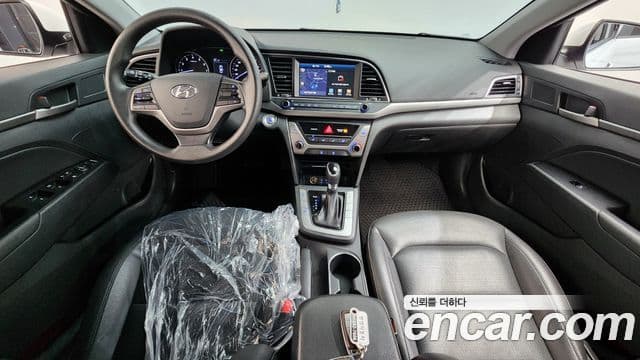 Hyundai Avante AD 1.6 GDI Value Plus, 2018 7