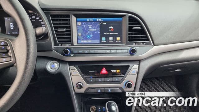 Hyundai Avante AD 1.6 GDI Value Plus, 2018 14