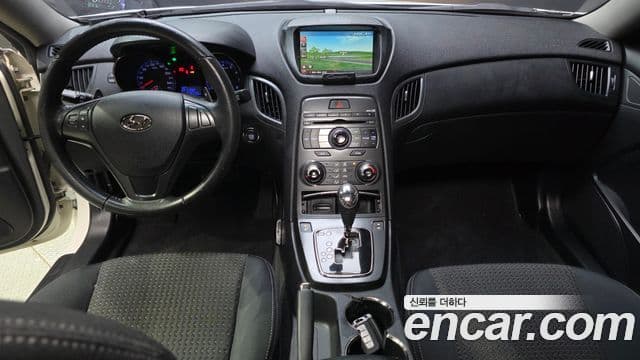 Hyundai Genesis купе 200 турбо D, 2011 7
