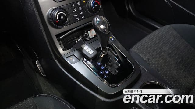 Hyundai Genesis купе 200 турбо D, 2011 9