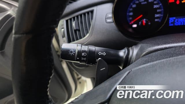 Hyundai Genesis купе 200 турбо D, 2011 17