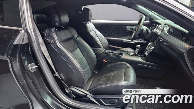 Ford Mustang купе, 2016 10