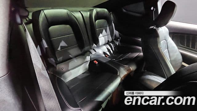 Ford Mustang купе, 2016 12