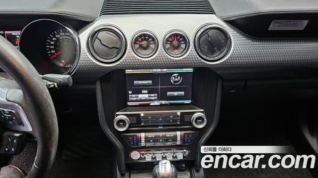 Ford Mustang купе, 2016 14