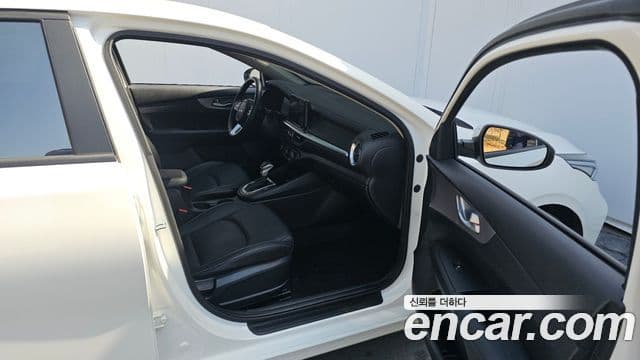 Kia The / новый New K3 2세대 Prestige, 2022 11