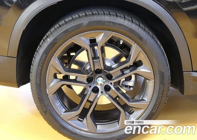 BMW X5 (G05) xDrive 40i xLine, 2024 все фото