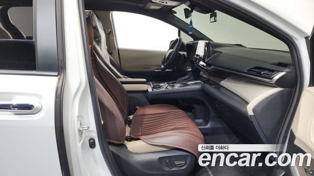 Toyota Sienna 4세대, 2023 11
