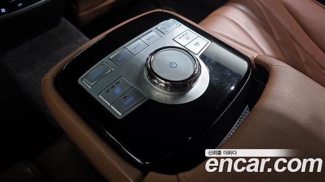 Genesis G80 (RG3) бензин 2.5 турбо 2WD, 2024 19