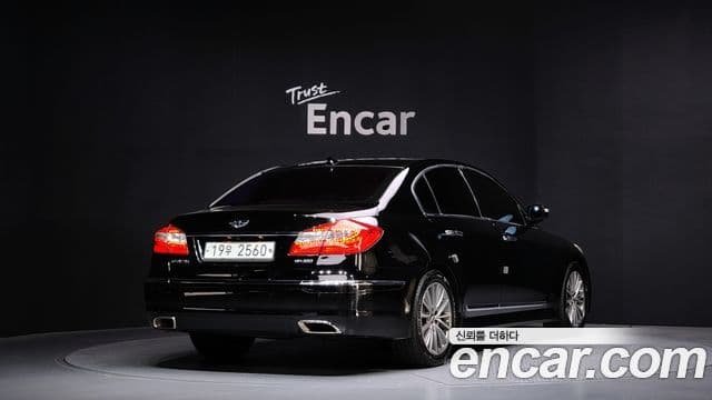 Hyundai Genesis Special, 2013 2