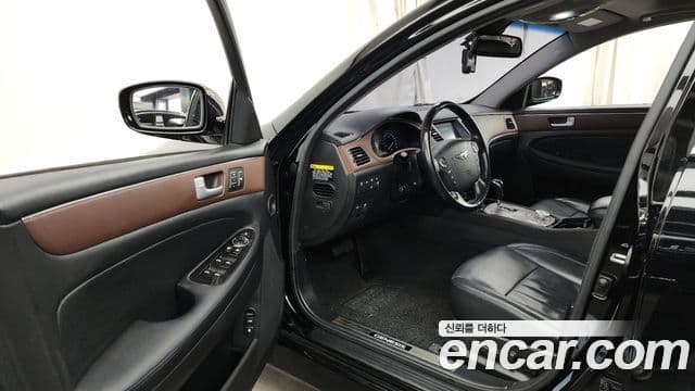 Hyundai Genesis Special, 2013 10