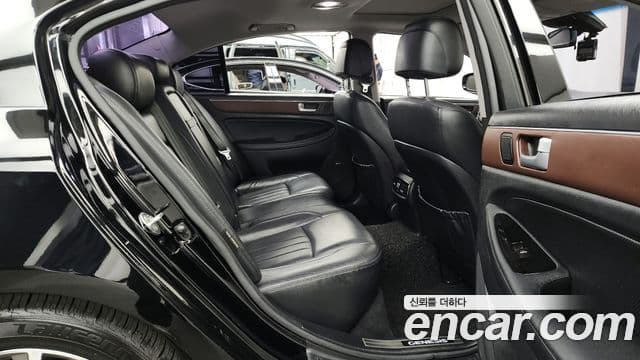 Hyundai Genesis Special, 2013 12