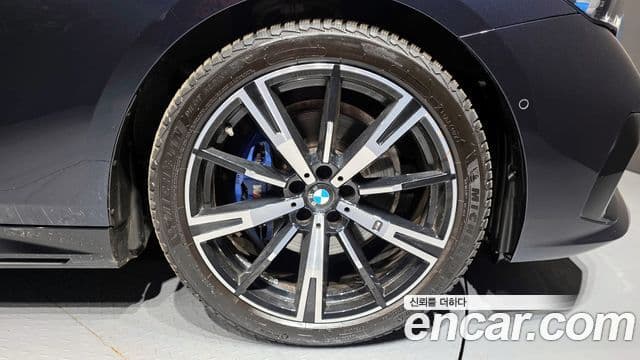BMW 5시리즈 (G60) 530i xDrive M Sport, 2024 все фото