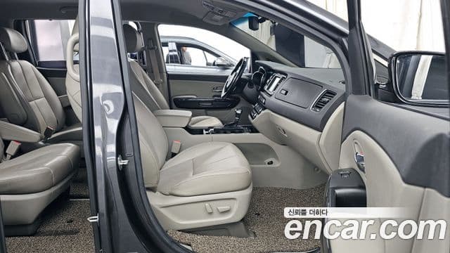 Kia All New Carnival Special, 2018 11
