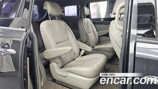 Kia All New Carnival Special, 2018 12