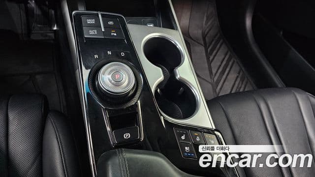 Kia K8 Trendy(таксомоторный тип), 2024 9