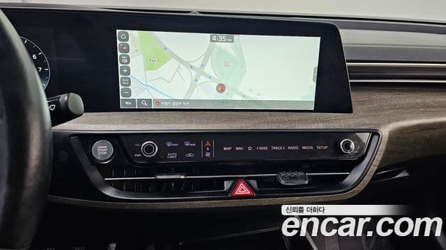 Kia K8 Trendy(таксомоторный тип), 2024 14