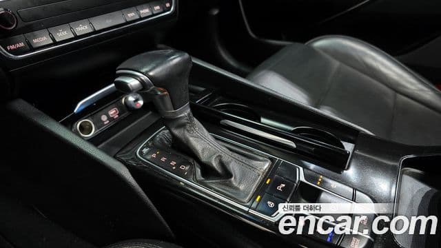 Kia All New K7 Prestige, 2016 9