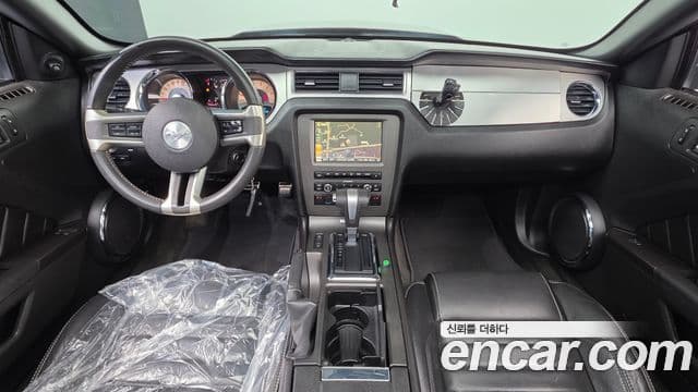 Ford Mustang купе, 2010 7