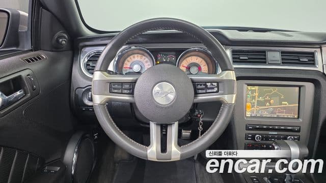 Ford Mustang купе, 2010 13