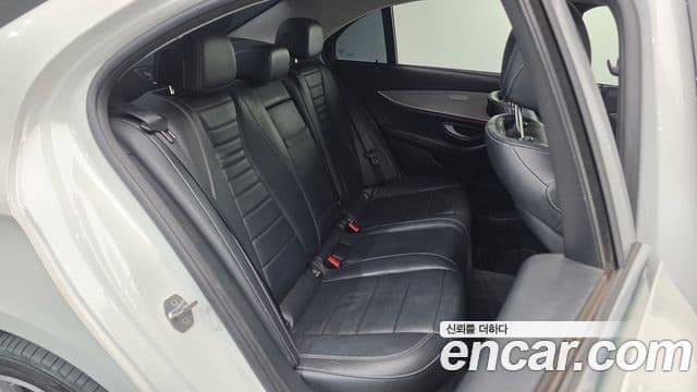 Mercedes-Benz E-класс W213, 2017 12